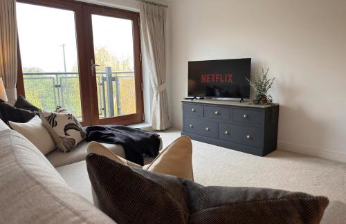 2 Bedroom Flat Free Parking Close to Gatwick - Foto 15
