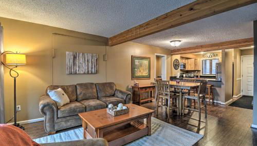 Cozy Bellaire Condo with Balcony - 3 Mi to Skiing! - Foto 2
