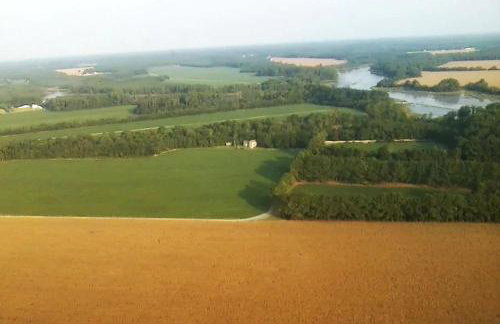 Serene Tiny House with a Big Charm for Glamping in Virginia - Photo 31