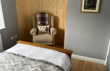 Old Canal-Side Cottage Taff Trail Merthyr Tydfil - Photo 34