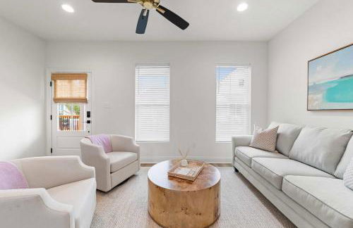 New Breezy Cottage - King Bed - Mini-Golf - Park - Foto 18