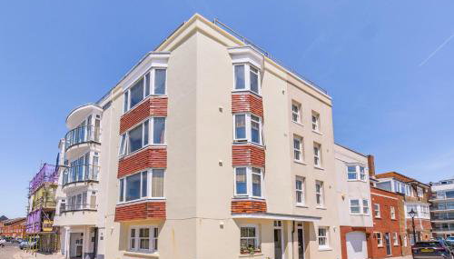 Battery House - Photo 2