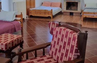 Archontiko Taxiarches Kymi Evia - Photo 12