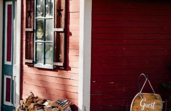 Charming Cabin with Hot Tub & Fire Pit - Foto 49