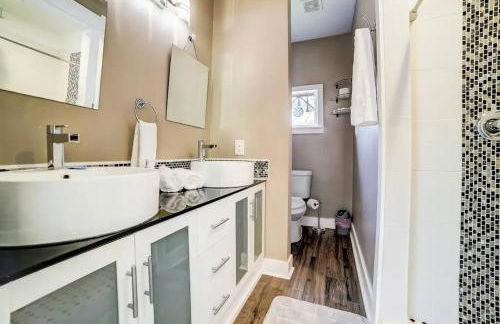 Southtown Downtown Home Walk to Riverwalk - Foto 13