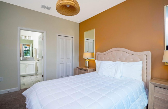 Stunning 9 Bd Single Family w/ Pool @ Champions Gate 1508 - Photo 19