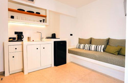 La Maltese Boutique Paros - Photo 50