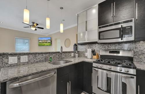 Beach Isles Modern 1BR in Fort Lauderdale with Patio - Foto 25