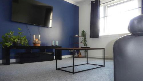 Dumfries Apartment - Photo 2