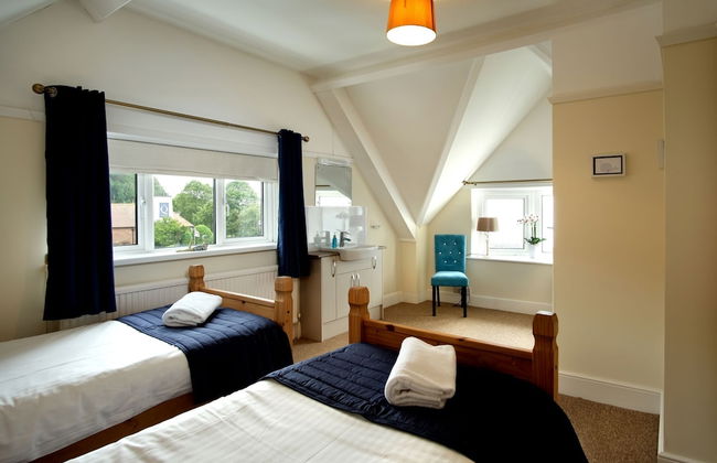 Beachside Suites - Photo 10