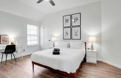 Modern Rustic Oasis Games Cinema UTD Plano Frisco - Photo 25