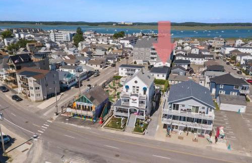 Steps to Beach Fully Renovated Sleeps 6 - Photo 28