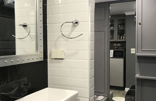 Stay in Style The Heart of Nimman R306AB - Photo 69