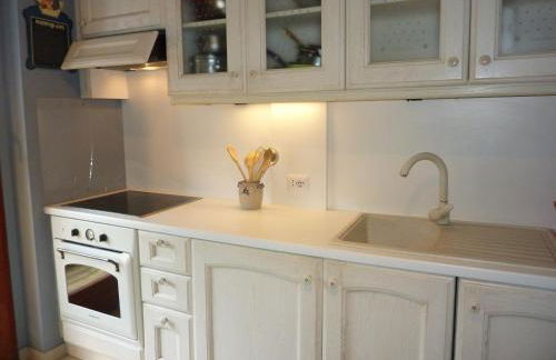 Hermitage mimosa - Photo 11