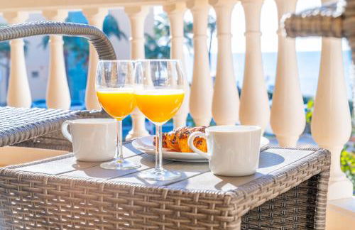 Casa Playa Guadalmar, beautiful apartment in front of the sea, wifi, AC, smart TV, Private parking - Photo 2