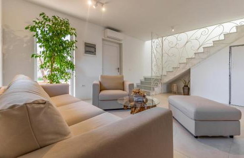 2 Bedroom Lovely Home In Hrboki - Photo 28