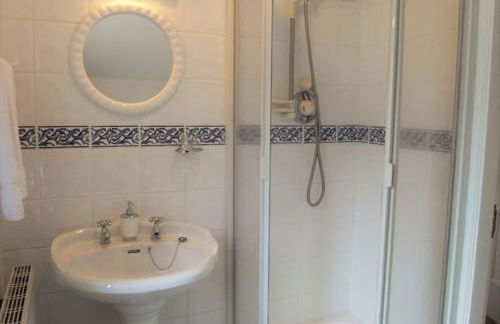 Brookside Retreat, Dog Friendly - Photo 5