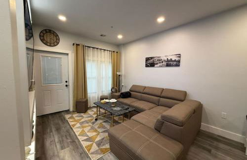 The Luxury Suite - 1BR with Gym & Office - Foto 42