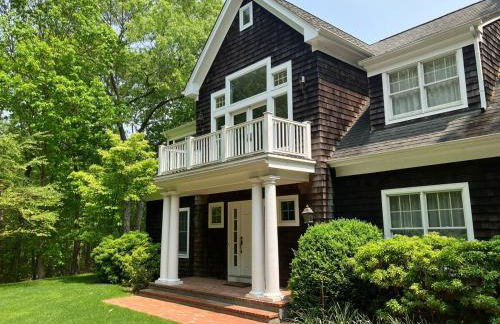 4 bedroom East Hampton home with large heated pool - Foto 22