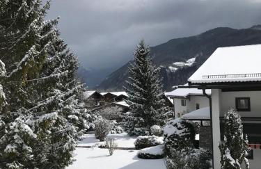 AlpenKastl - Photo 12