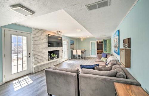 Spacious Getaway with Heated Private Pool! - Foto 9