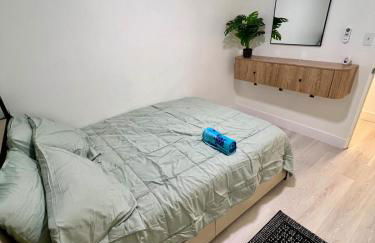 Cozy Little Villa in the Heart of Cocoa POOL HOUSE - Foto 7