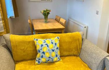 Citrus Chalet, modern light and airy! - Foto 17