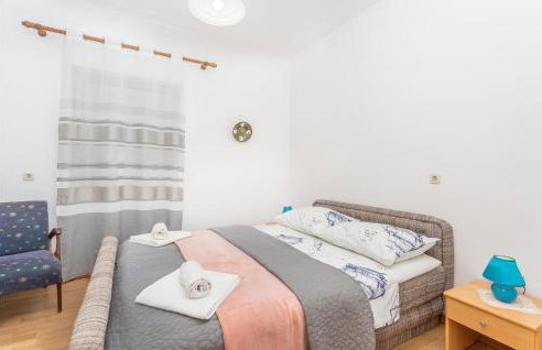 Awesome Apartment In Malinska With Wifi - Foto 17