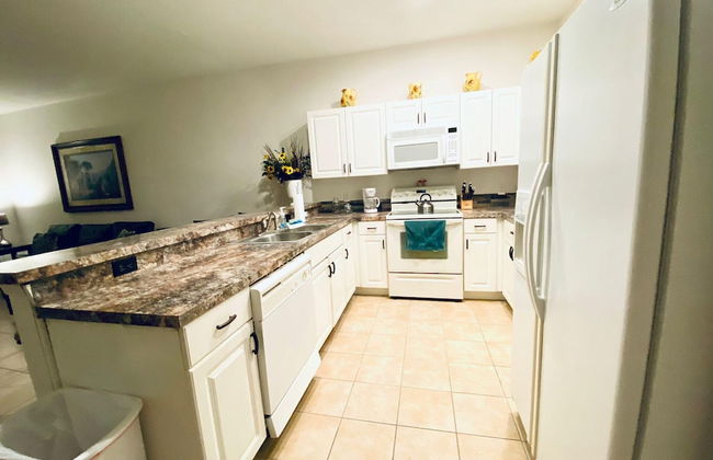 Huge Screened Patio That Overlooks Lake Buck, Near Famous Attractions!! - Foto 2