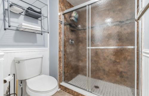 A Large Tropical Estate with 2 Acres of Space home - Foto 108