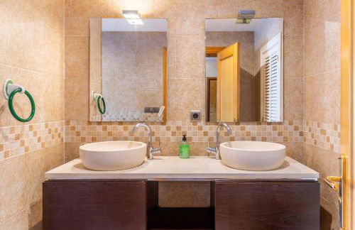 Paradisiac Villa in Llucmajor with Sea View and Private Pool - Foto 32