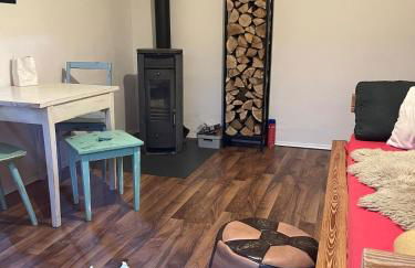 Ruhiges Häuschen am Wald mit Kamin, Terrasse - Foto 32