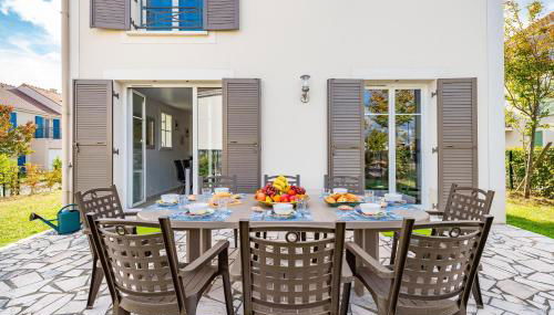 Gîte La Villa Omagny Paris Marne-la-Vallée - Foto 2, Garden