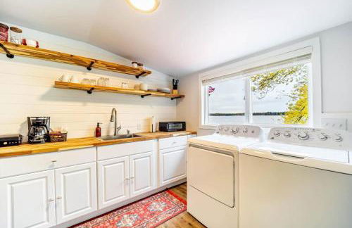 Cozy Suite w Stunning Lake Views at Fife Lake Lodge - Foto 3