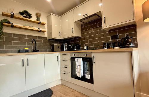 Detached Modern Flat 8 Min Walk to Pudsey Station - Foto 31