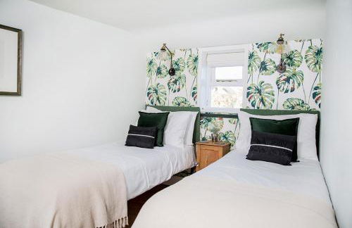 The Cottage and The Nook - Photo 25