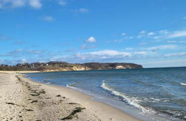 Strandtraum Lobbe Fewo 20 bis 4 Personen, auf Anfrage mit Strandkorb - Foto 19