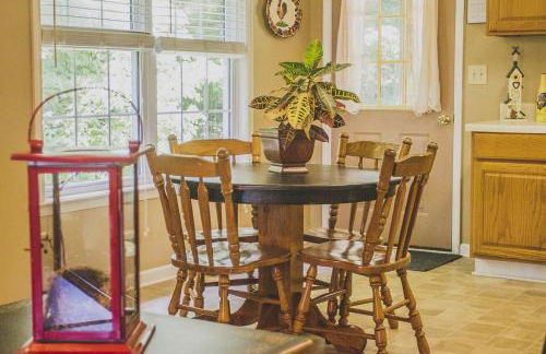 Fully Furnished Camping Cabin near Cherokee National Forest - Foto 36