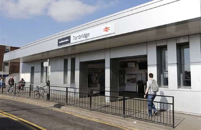 2 Bed in Historic Tonbridge - 35 Mins From London - Foto 14