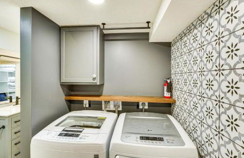 Spacious and Family Friendly! Lincoln Home Near Dtwn - Foto 23