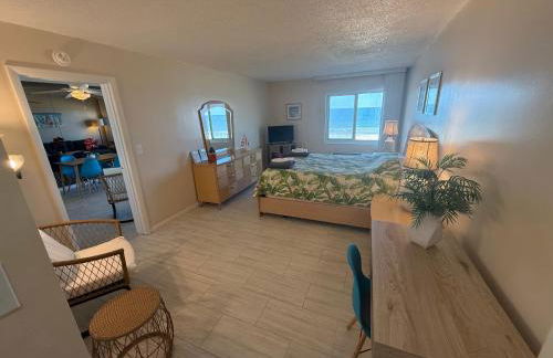 Oceanfront condo, ocean view and indoor pool - Foto 14