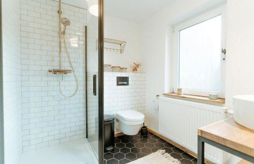 Wunderschöne FeWo direkt am Meer mit Whirlpool & Sauna - Photo 16