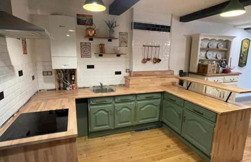 Les Gîtes de Monthermé Le Duplex avec vue sur la Meuse - Foto 9