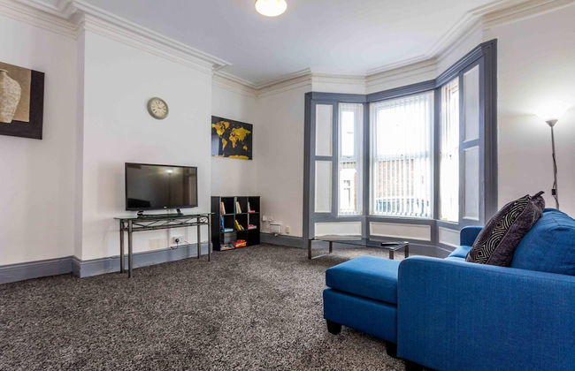 Host Stay Bambro Apartment - Photo 1