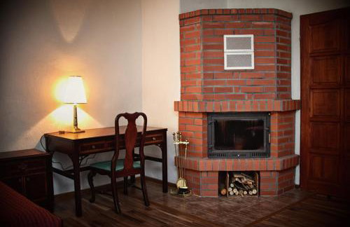 Zamek w Dzięgielowie - Foto 4