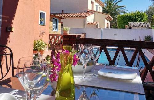 Cozy holiday home with pool in St Pere Pescador - Foto 10