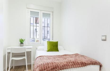 Universidad en Madrid - Photo 55