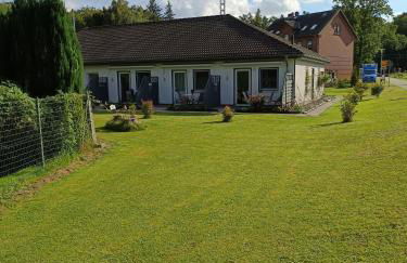 FeWo & Dz "Am Wald" - Foto 1