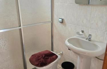 Casa ampla mobiliada com estacionamento para até 5 veículos - Foto 31