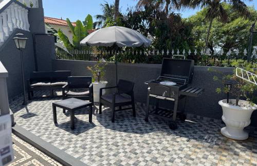 Funchal Apt- Sleeps 2 - Pool & Parking - Madeira - Foto 35